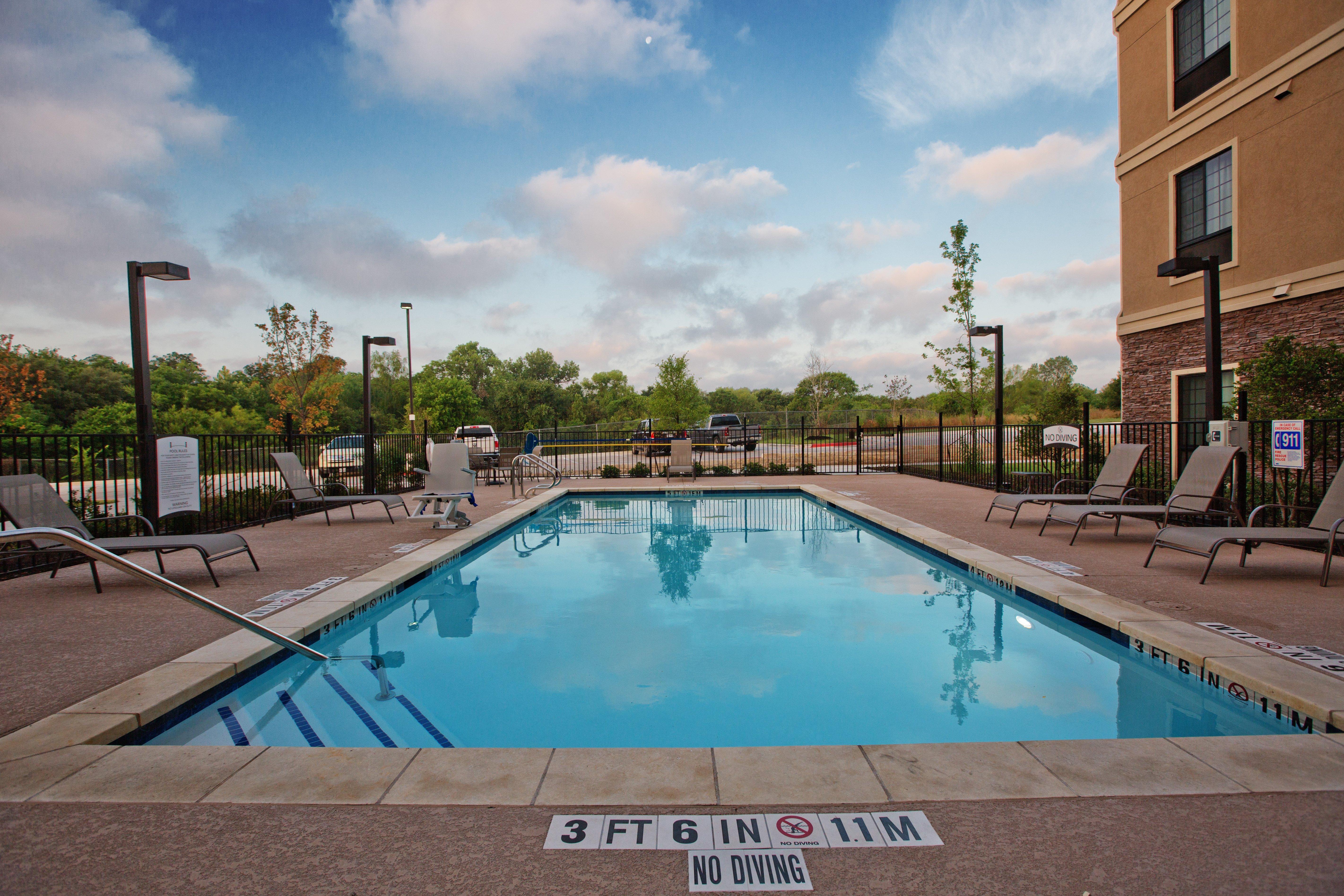 Staybridge Suites Austin South Interstate Hwy 35 By Ihg Ngoại thất bức ảnh